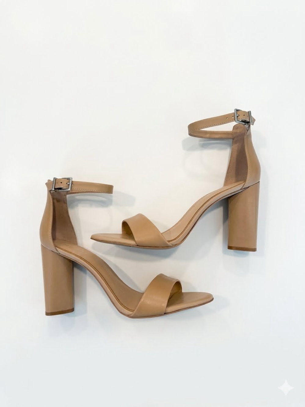 NWT Gianni Bini Womens Tan Block Heel Ankle Strap Sandals Sz 11